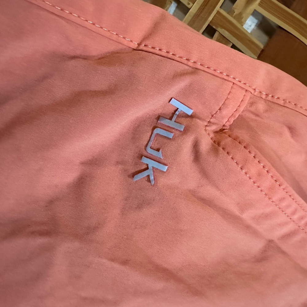Huk Women's Peach Shorts - Picture 4 of 5